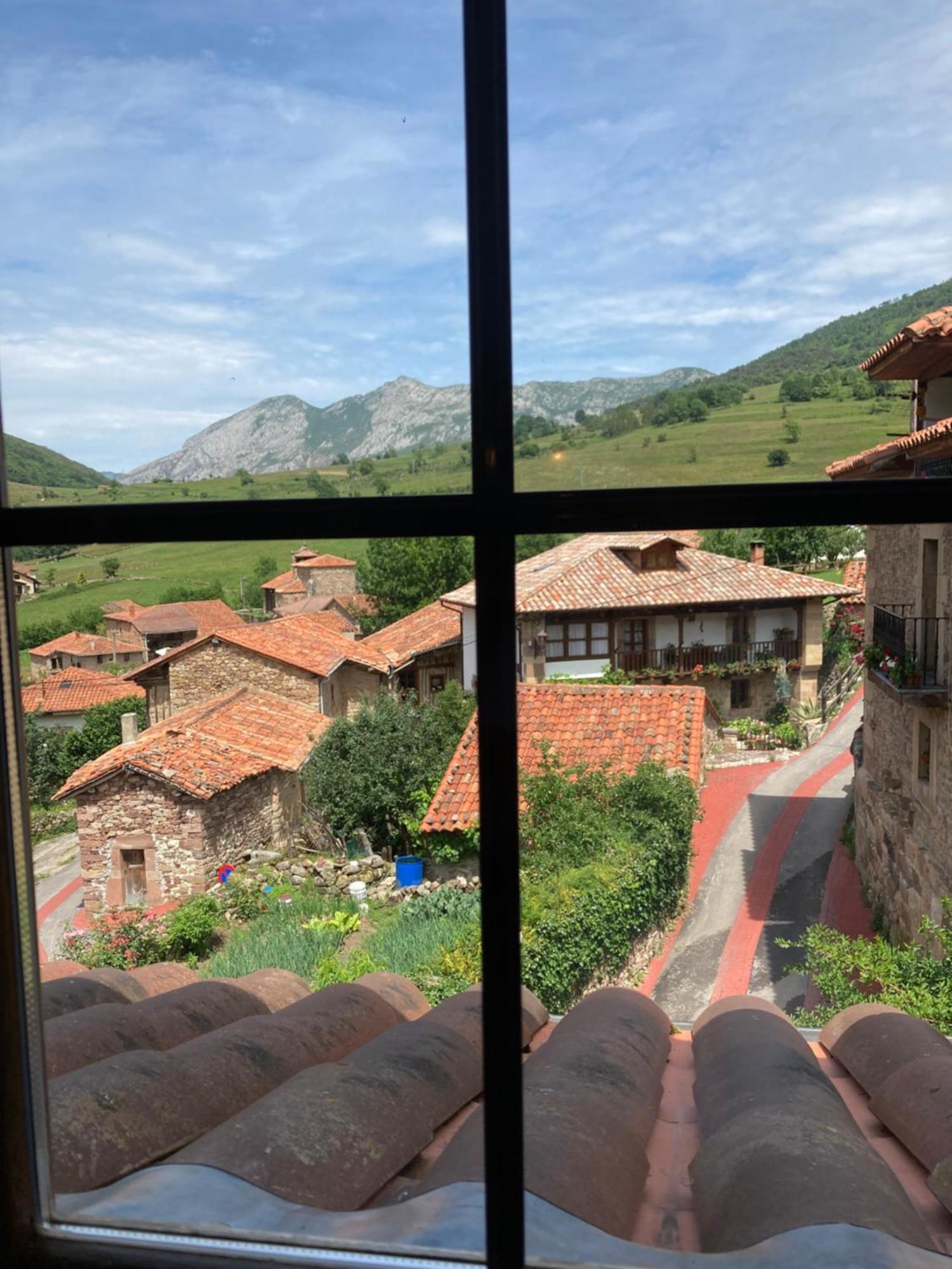 La Valuisilla, Hotel Rural Cicera Bagian luar foto
